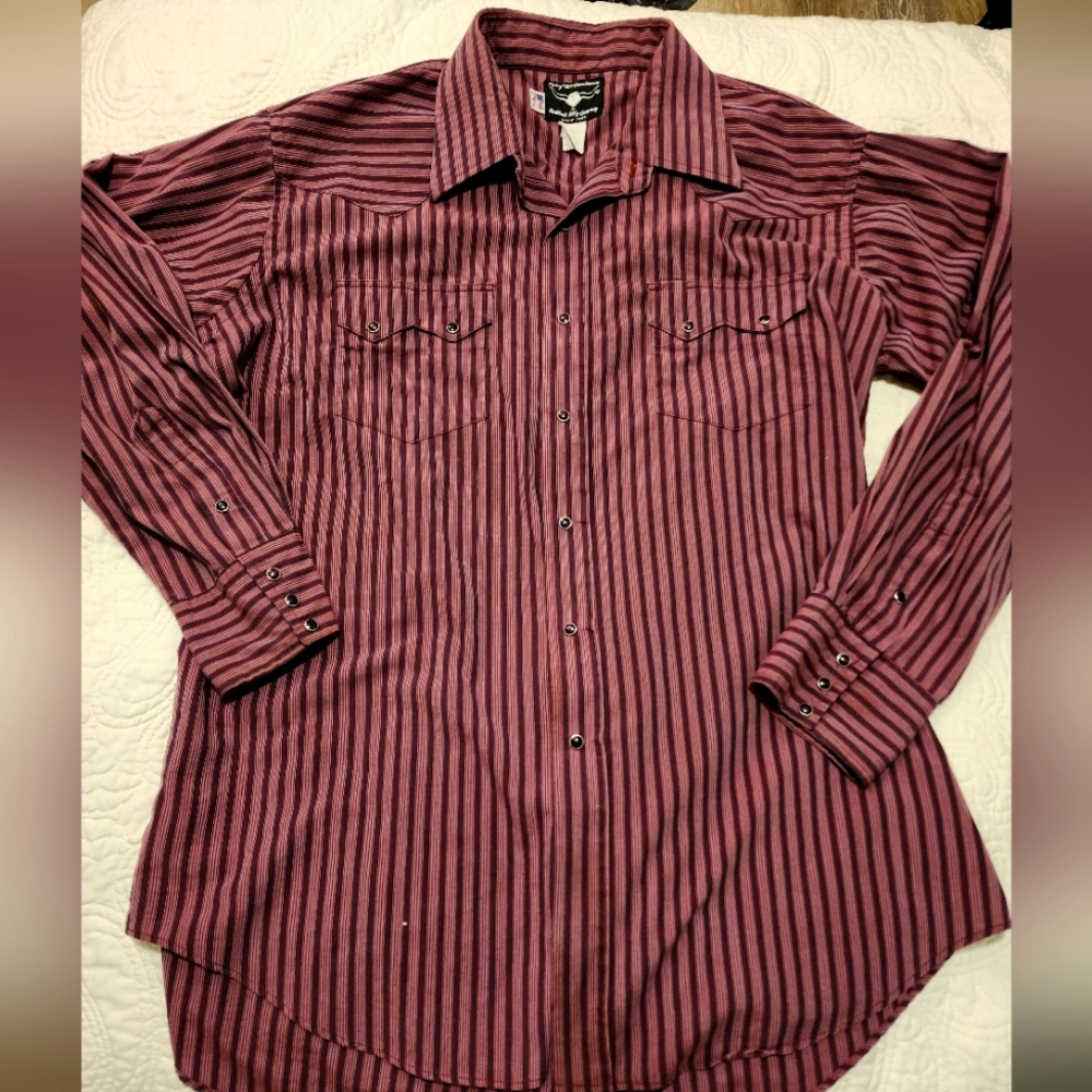 Flying R Ranchwear Medium Pearl Snap button shirt, Red, Burgundy, Vintage